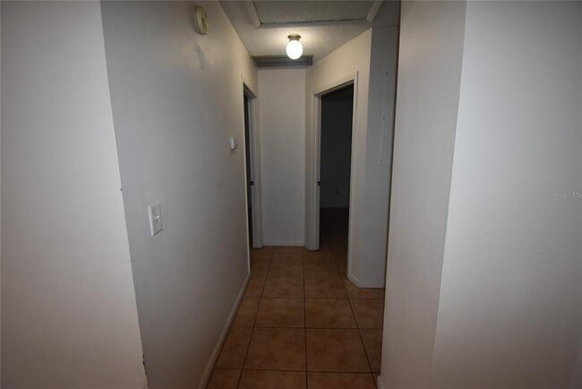Building Photo - 390 Douglas Way