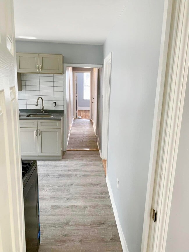 Building Photo - 6 Nahant Ave