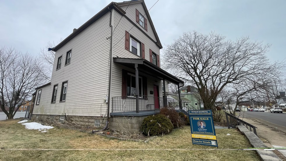 Building Photo - 2311 Grandview Ave