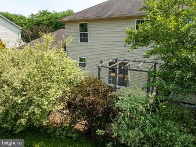 Building Photo - 2184 Autumnwood Dr