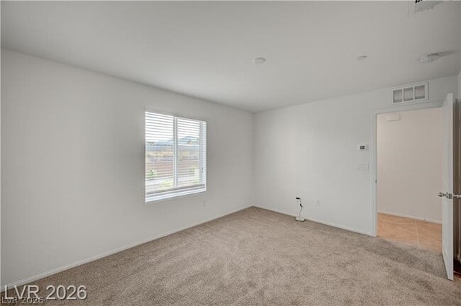 Building Photo - 634 Bellus Pl