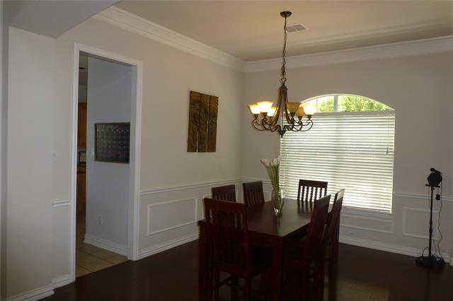 Building Photo - 2508 Sir Percival Ln
