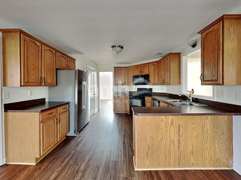 Building Photo - 3948 Justene Ct