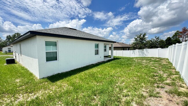 Building Photo - Beautiful 4 Br/2 Ba Home in Poinciana!!