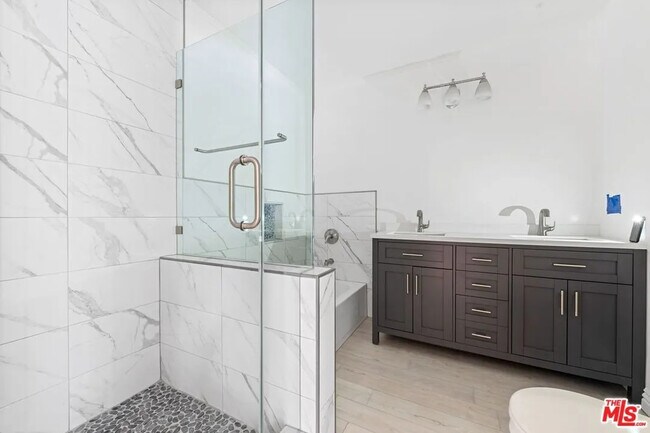Bathroom - 7323 W 90th St