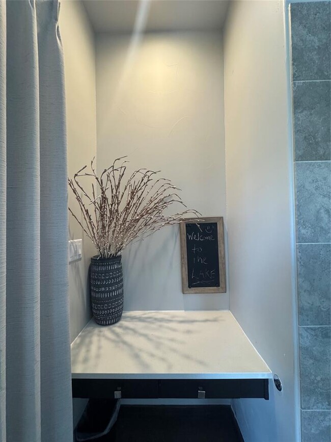 Building Photo - 2113 Barbaro Way