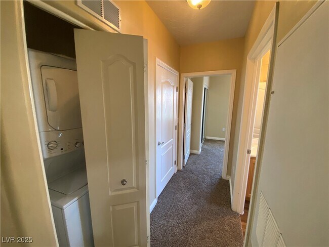 Building Photo - 8985 S Durango Dr