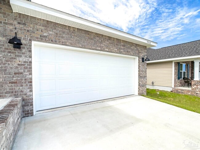 Building Photo - 5562 Galahad Trl