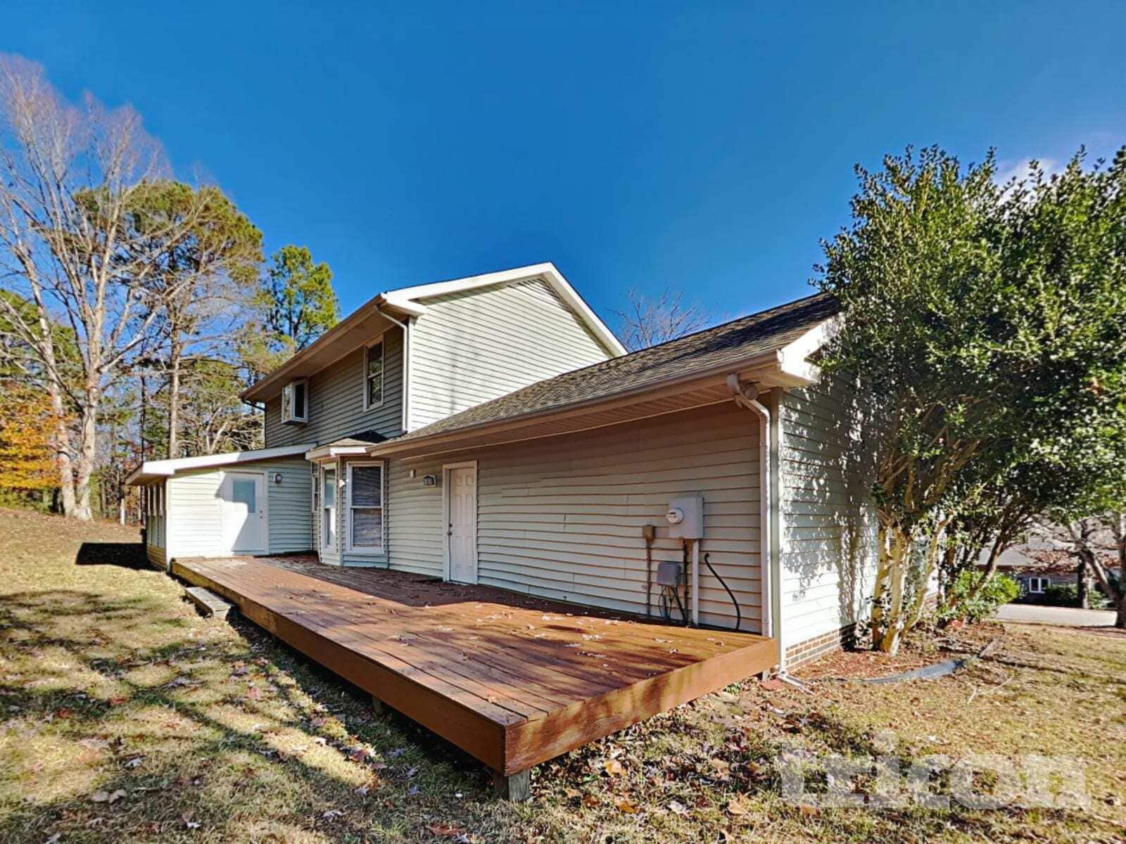 Building Photo - 145 Wispy Willow Dr