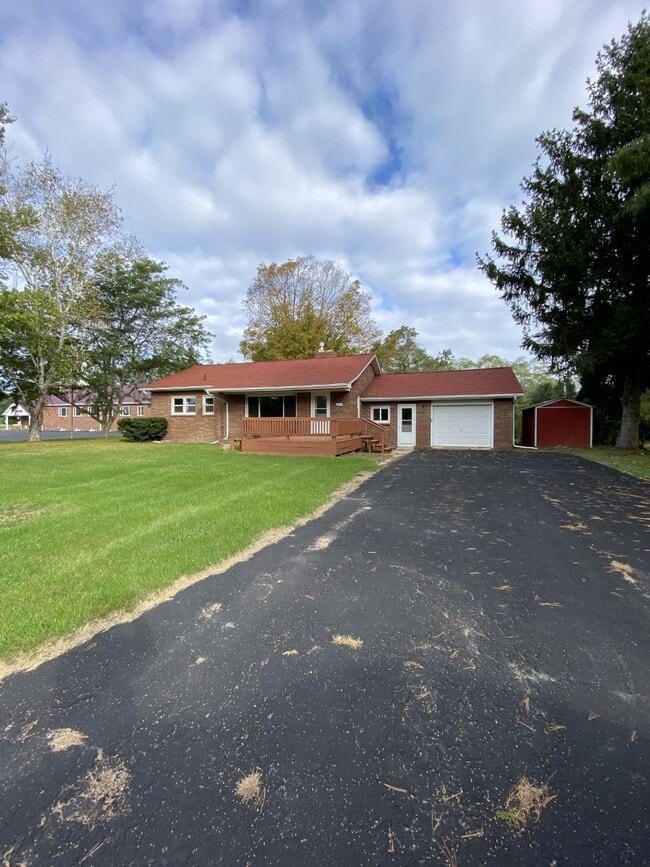 Building Photo - 244 N Ridge Rd