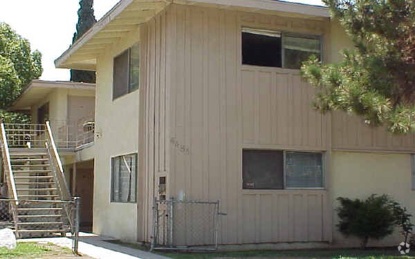 Building Photo - Bonnie Brae Cottages