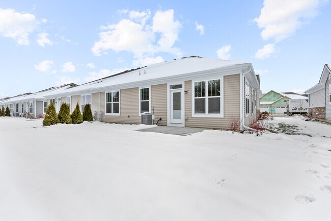 Building Photo - 12245 Barcroft Cir