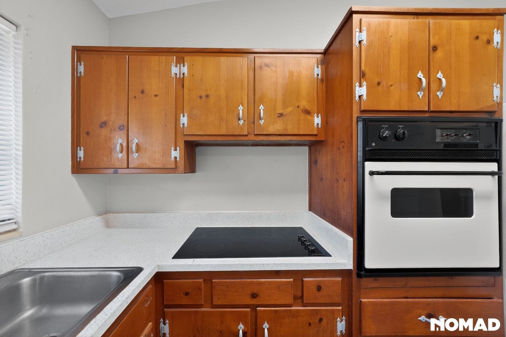 Building Photo - 2125 Highland Ave