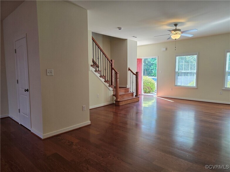 Building Photo - 7417 Pebble Lake Dr