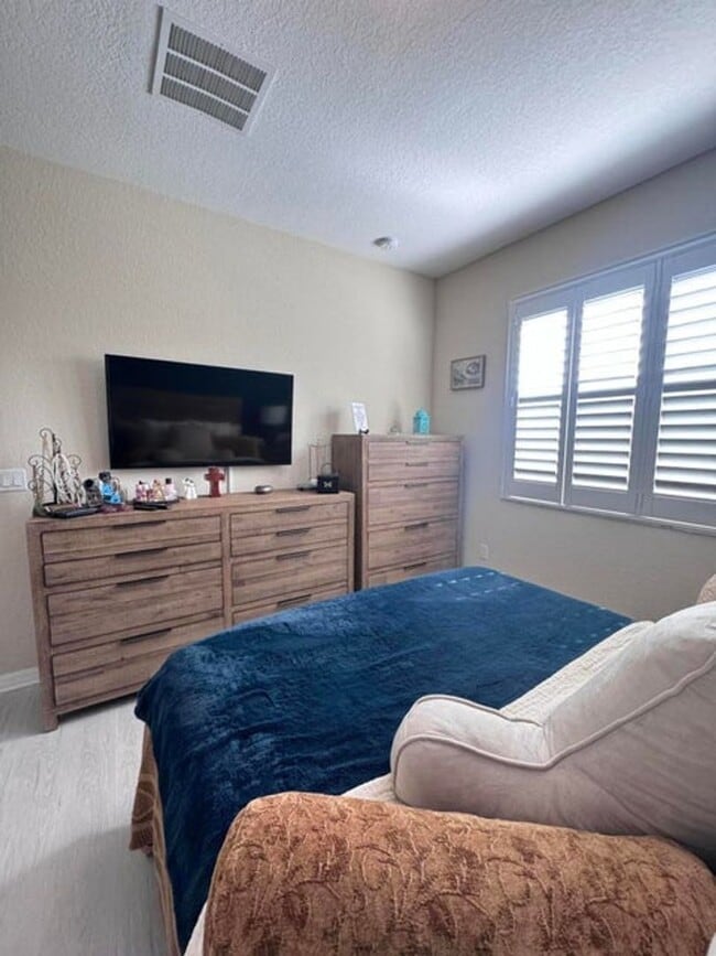 Building Photo - 169 Monterey Bay Dr