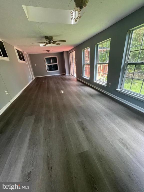 Building Photo - 205 Old Magothy Bridge Rd