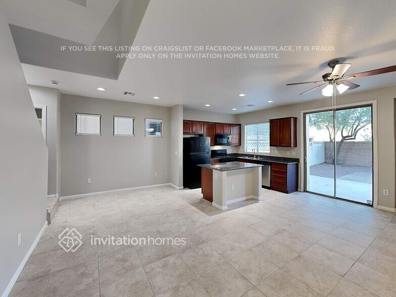 Building Photo - 5326 Coral Ribbon Ave