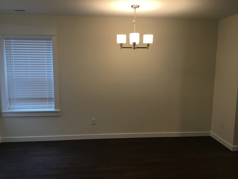 Building Photo - 14827 99th Way Southeast