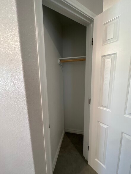 Building Photo - 1239 Liberation Ln