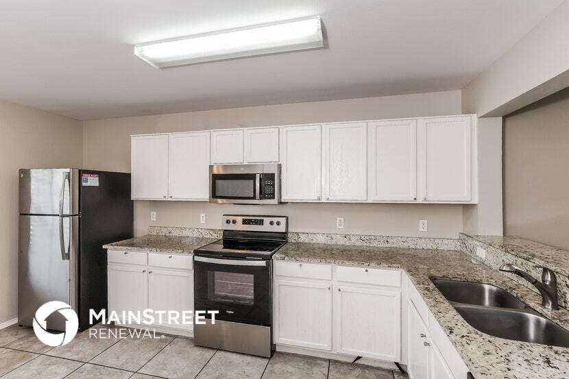 Building Photo - 2923 St Bernard Dr
