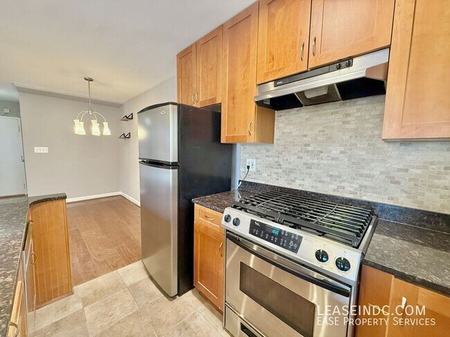 Building Photo - 5315 Connecticut Ave NW