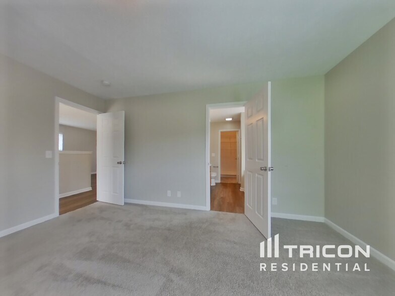 Building Photo - 2137 Erin Ln