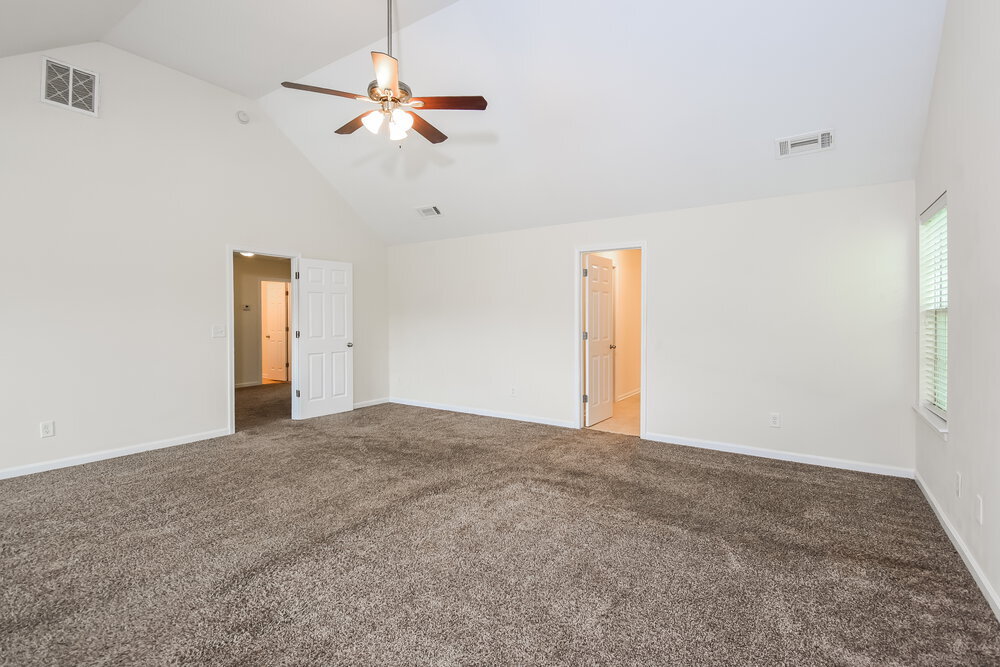 Building Photo - 4740 Hopewell Manor Dr