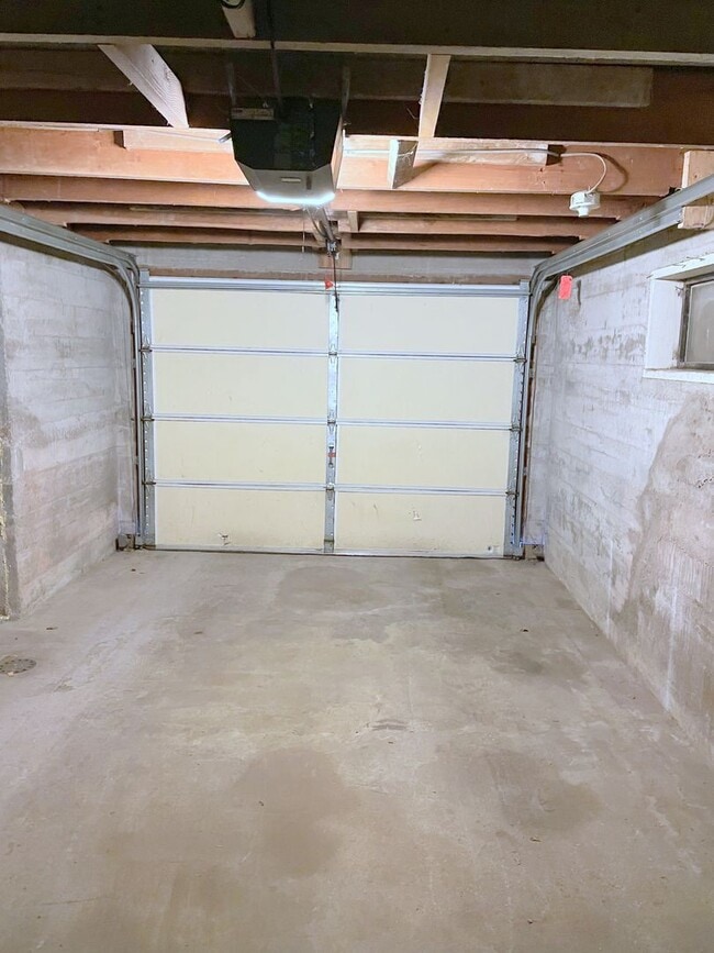 Building Photo - Beautiful Country Living with this 3 Bedroom, 2 Bathroom Farm House in Concord School District