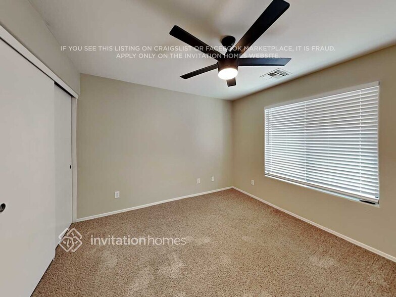 Building Photo - 2218 E Cochise Ave