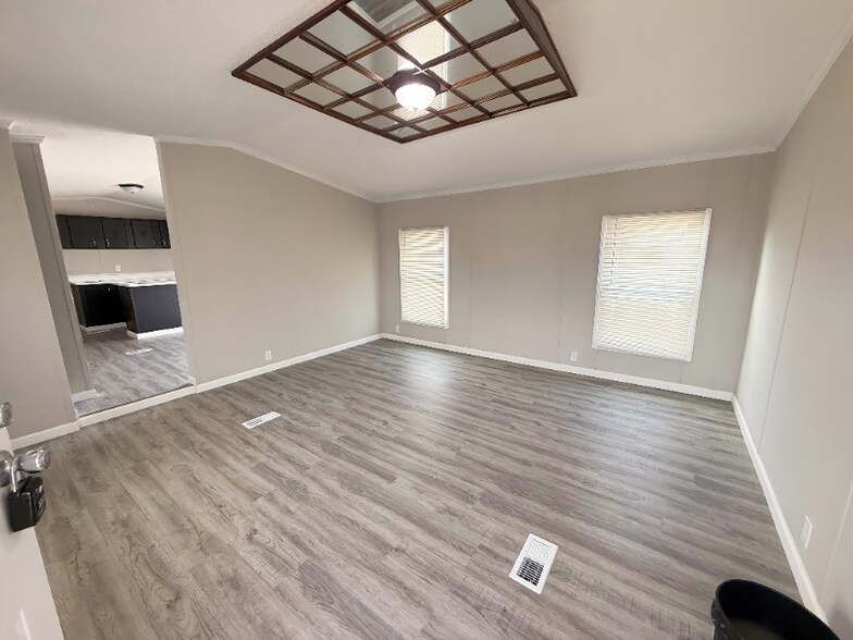 Building Photo - 4916 Brown Station Rd