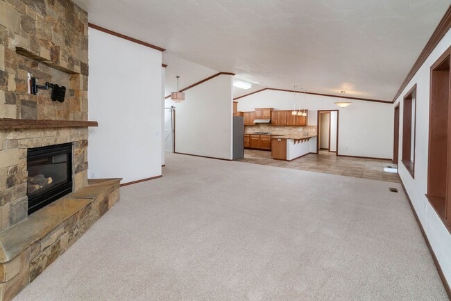 Building Photo - This could be your dream home! Must see!!