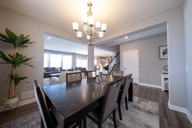 Building Photo - 6668 Coach House Ln