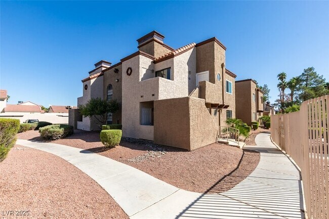 Building Photo - 2963 Juniper Hills Blvd