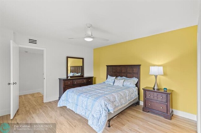 Building Photo - 7809 78th Way