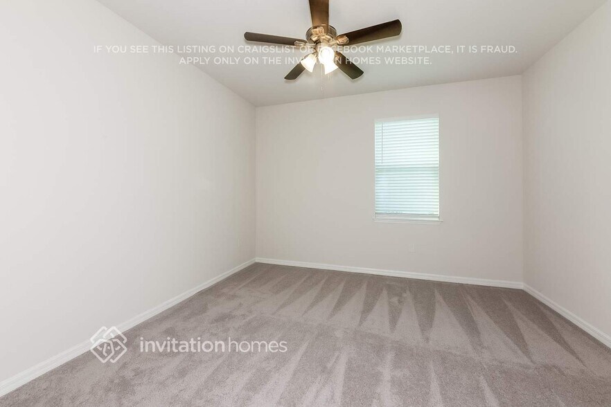 Building Photo - 5234 Rosado Run