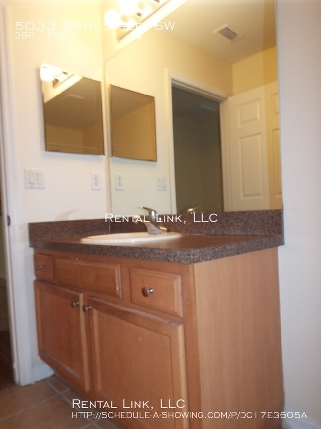 Building Photo - Lehigh Acres Duplex For Rent