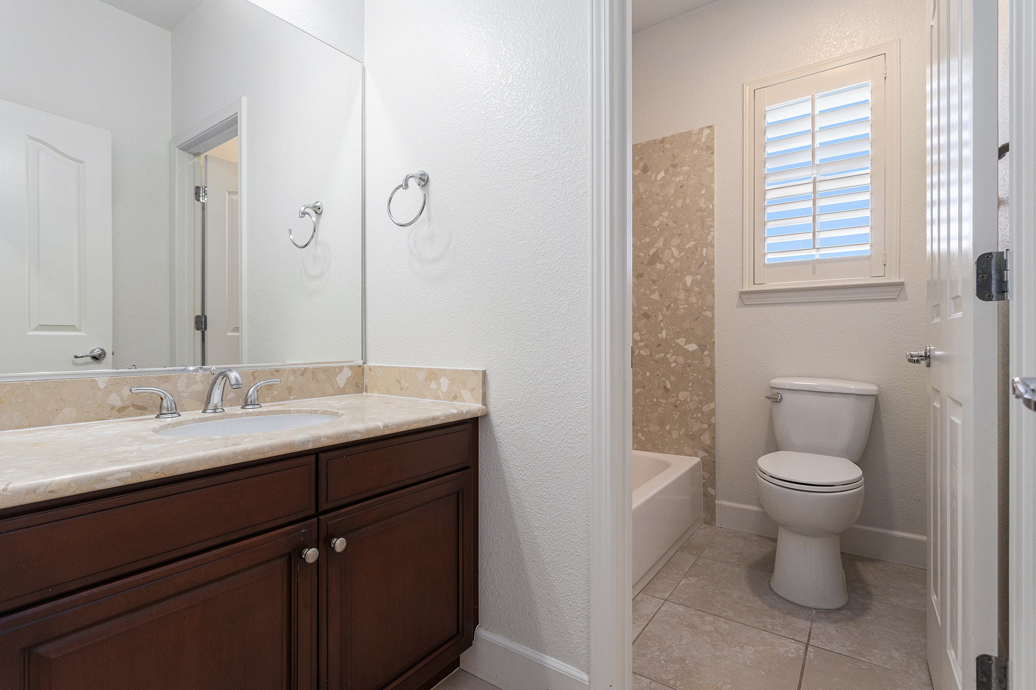 Building Photo - 4970 Trescott Ct
