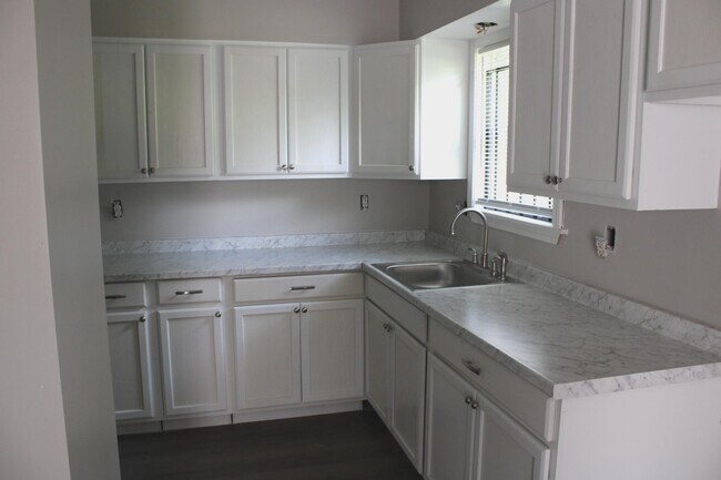 Building Photo - 3758 Wolf Trail Dr