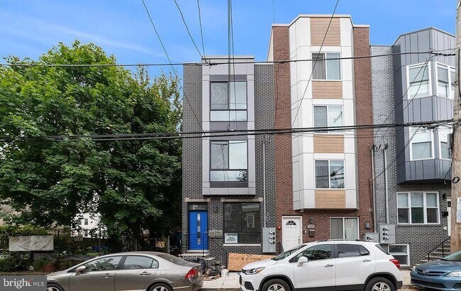 Building Photo - 1524 W Stiles St