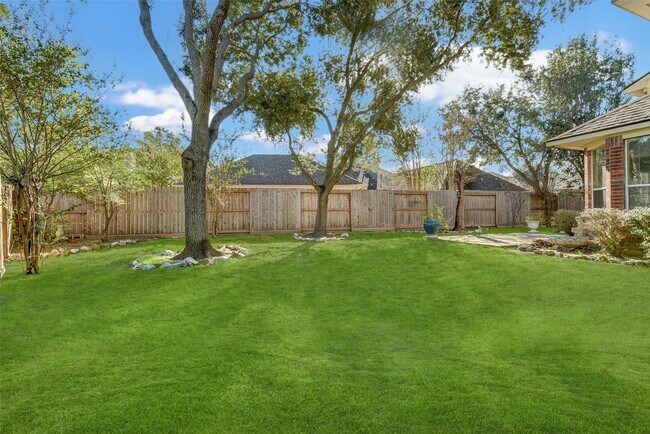 Building Photo - 8918 Cade Dr