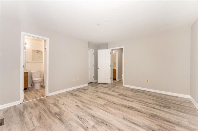 Building Photo - Ballenger Creek Area for Lease