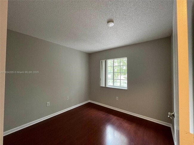 Building Photo - 14124 SW 121st Pl