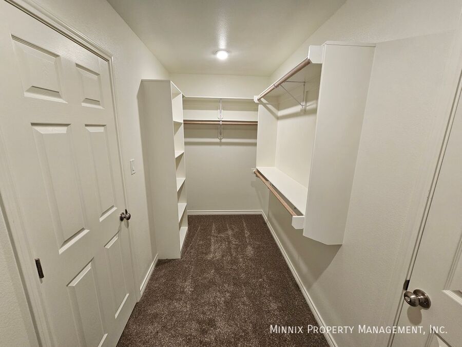 Building Photo - 1309 Bajada St