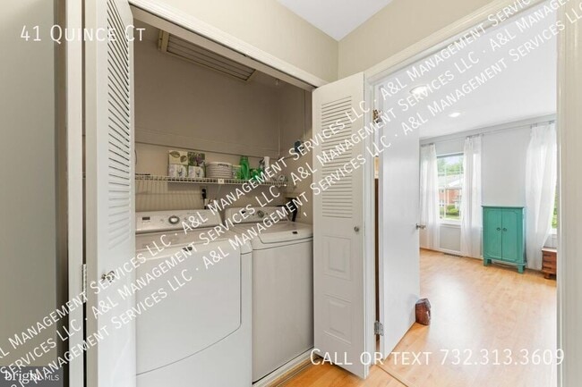 Building Photo - 41 Quince Ct