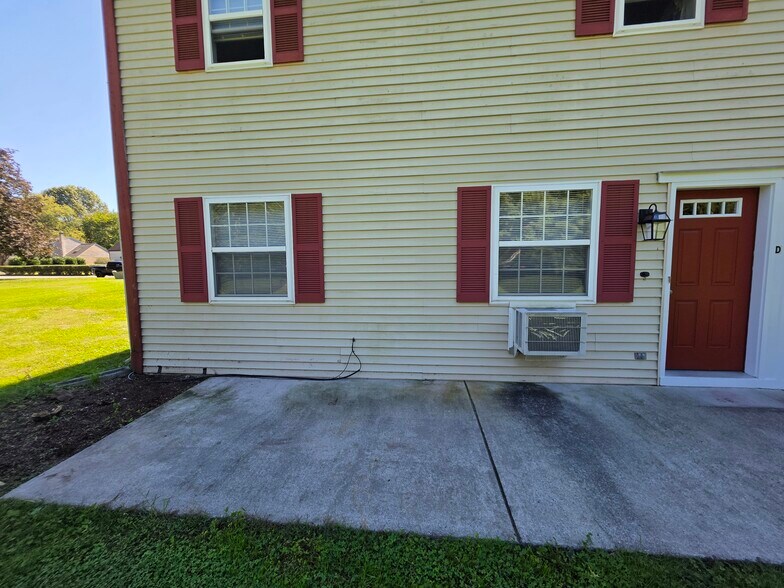 152-D - 152 Church St