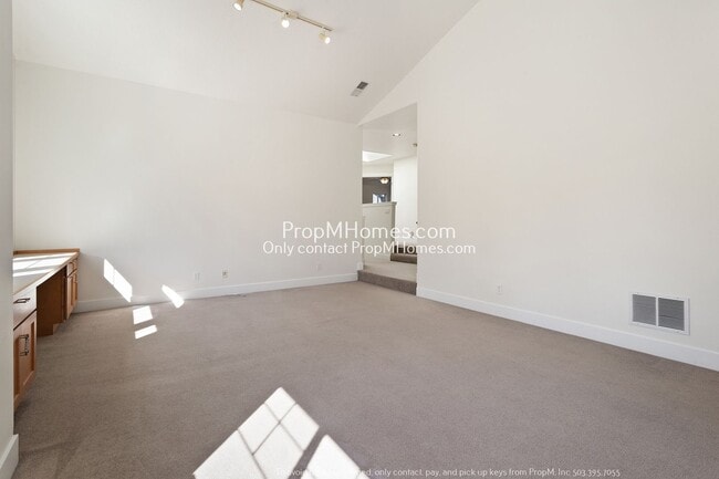 Building Photo - Spacious 5-Bedroom Oasis in the Heart of Five Oaks!