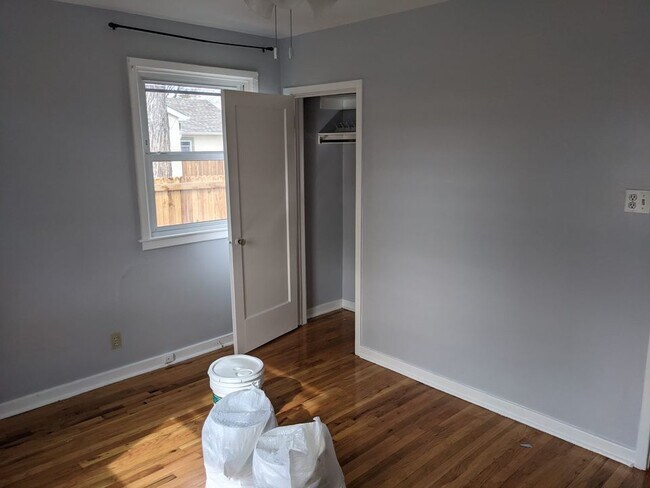 Building Photo - 470 S Pierson ST