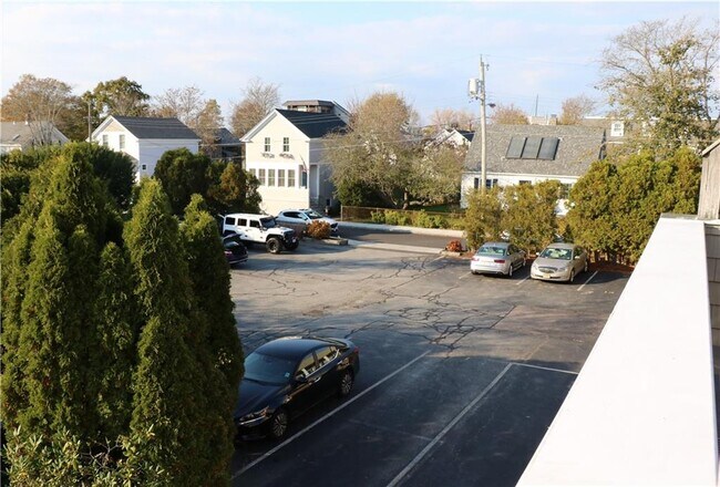 Building Photo - 26-30-30 W Narragansett Ave