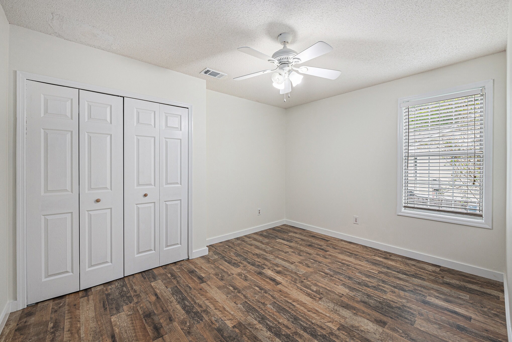 Building Photo - 1167 Landsdowne Dr