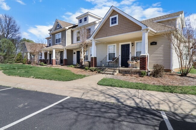 Building Photo - 106 Alexander Blvd